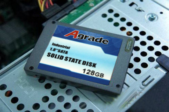 SSD固態(tài)硬盤